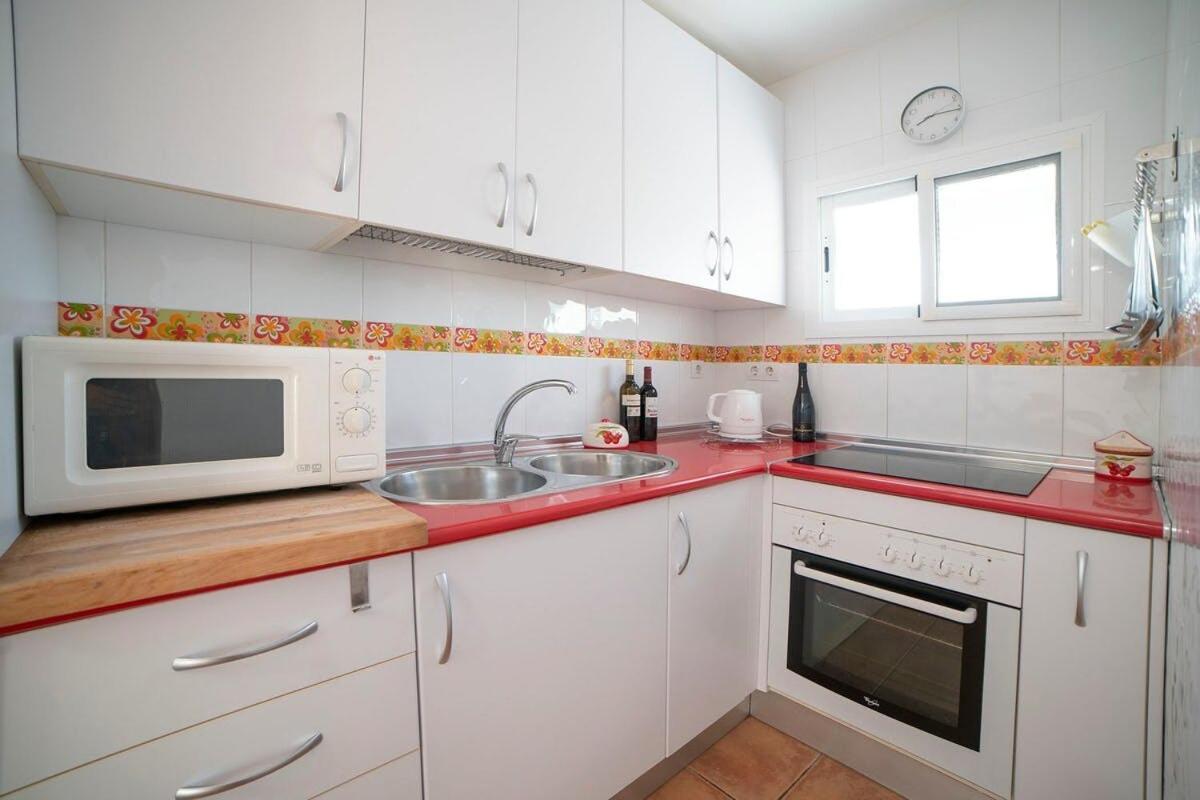 Bonito Apartamento Con Terraza - Pedregalejo Playa Málaga Exterior foto
