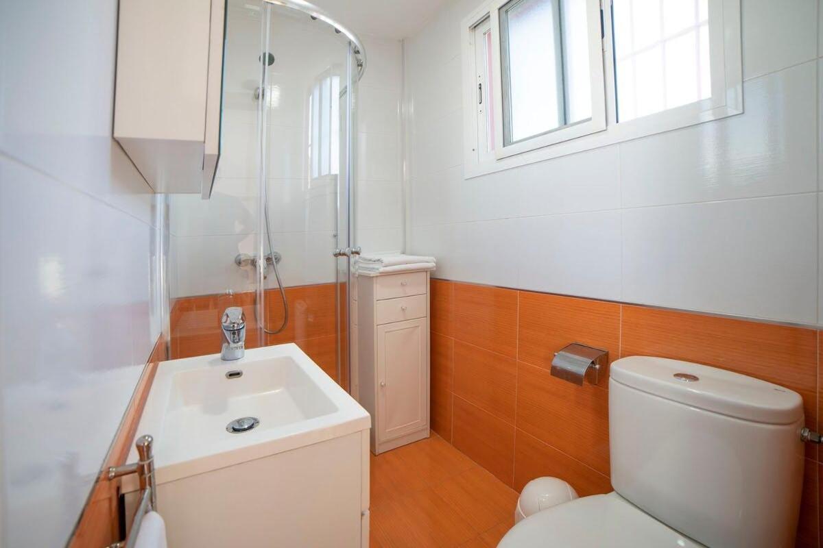 Bonito Apartamento Con Terraza - Pedregalejo Playa Málaga Exterior foto
