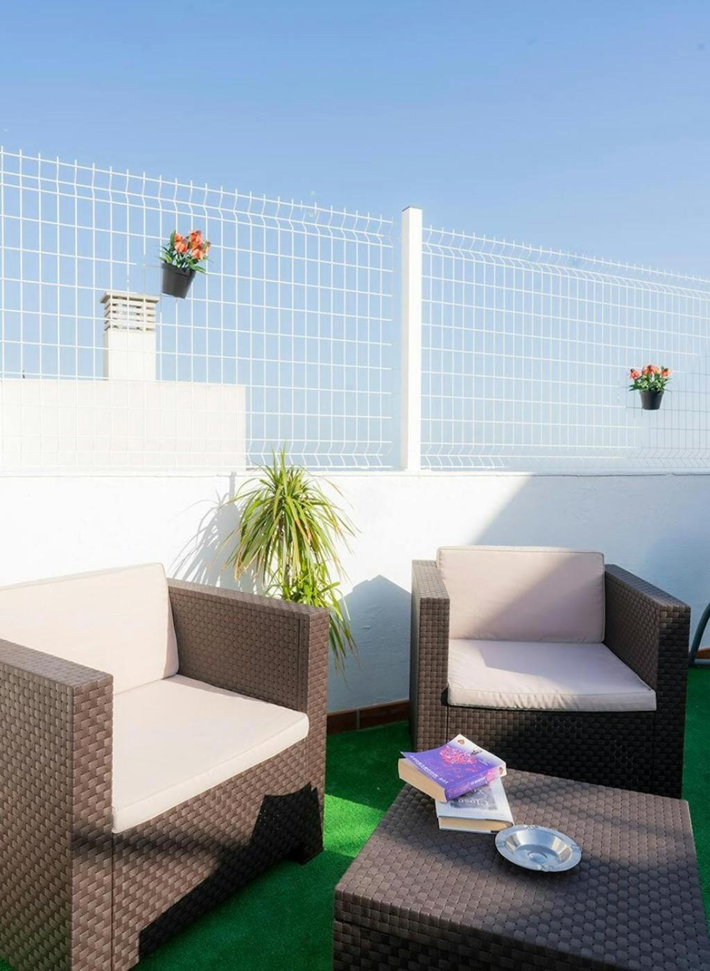 Bonito Apartamento Con Terraza - Pedregalejo Playa Málaga Exterior foto
